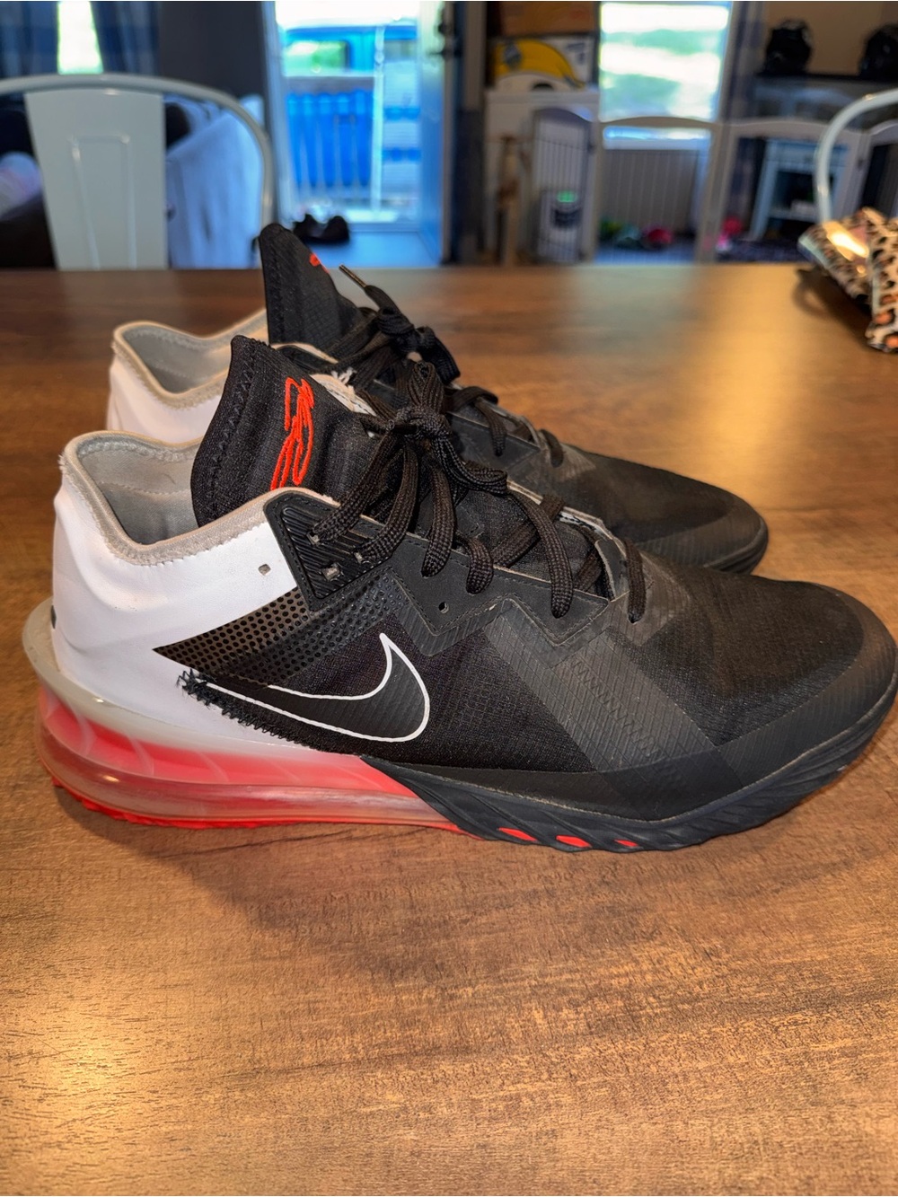 Nike LeBron 19 Low Black University Red Basketball Shoes Men’s Size 14 DR0293-00 - Picture 2 of 8